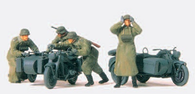 1/72 ドイツオートバイ兵4体+サイドカー2台悪路脱出シーン