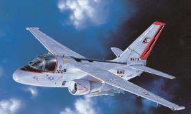 1/48 F/A-18E スーパー ホーネット “VFA-27 ロイヤル メイセス