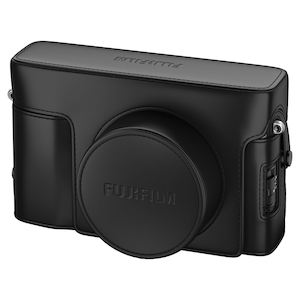�x�m�t�C�����b�uX100V�v�p�{�g�����U�[�P�[�X�bLC-X100V