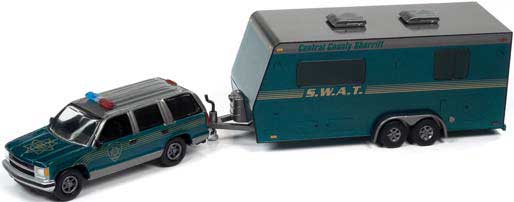 Johnny Lightning Hummer H2 and K10 Blazer. Off-road, Truck