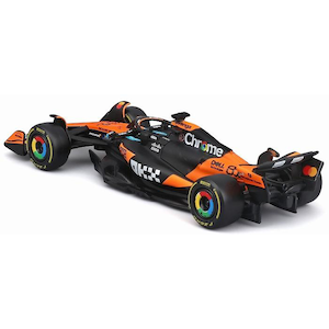 �u���S�b1/43 �}�N���[���� F1�`�[�� MCL39 2025 �I�[�X�g�����AGP No,81 �h���C�o�[�t�yBUR38249P�z�bBUR38249P MCL39 �����رGP No81 DF