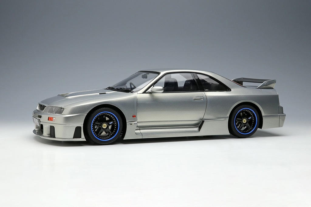 アイドロン 1/18 ニスモ GT-R LM ロードカー 1995 アイドロン 1/18 ニスモ GT-R LM ロードカー 1995