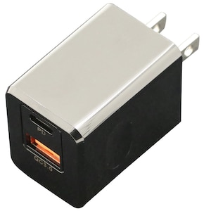 �C���v�����N�bPD20W��QC3.0�Ή� TYPE-C1�|�[�g/USB1�|�[�g AC�[�d��i�u���b�N�j�bIAC1CUPD20SK