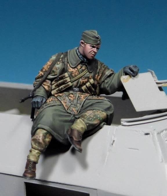 1/35 WW.II ドイツ武装親衛隊 Sd.Kfz251クルー パート4