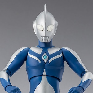 S.H.Figuarts ウルトラマンコスモス ルナモード（ウルトラマンコスモス）