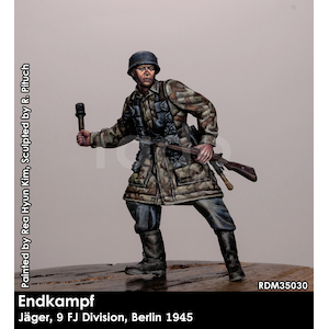 ���h�~�j�`���A�b�y�Đ��Y�z1/35 WWII �h�C�c�Ō�̐킢 ��9�~�����t�c�~���� �x������1945�yRDM35030�z�bRDM35030 �޲9���خ�Ͳ���ݺ��خ�Ͳ