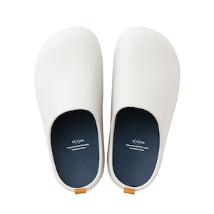 �t�����e�B�A�b�N���b�O�T���_���i�z���C�g�E�T�C�Y�F27.0-27.5cm�j�bFR0205-WH-27.0