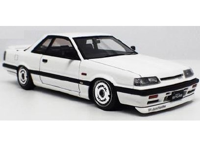 イグニッションモデル スカイライン GTS R31 白 1/43 IG0133 1/43 Nissan Skyline GTS (R31) White | LINE UP
