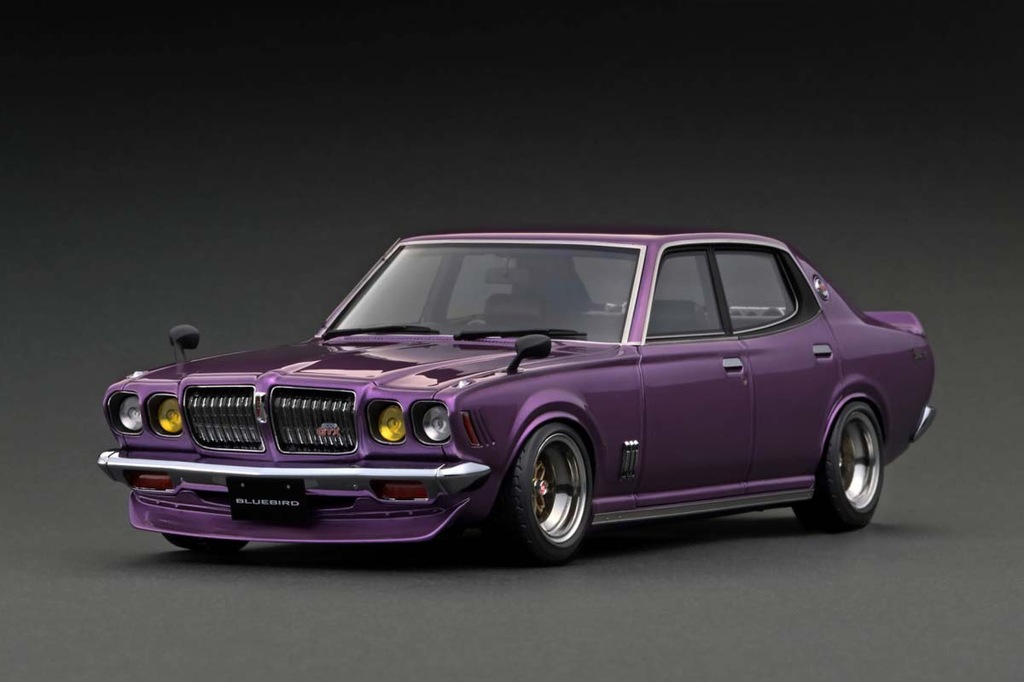 TK.Company Ignition Model 1/18 Nissan Bluebird U 2000GTX (G