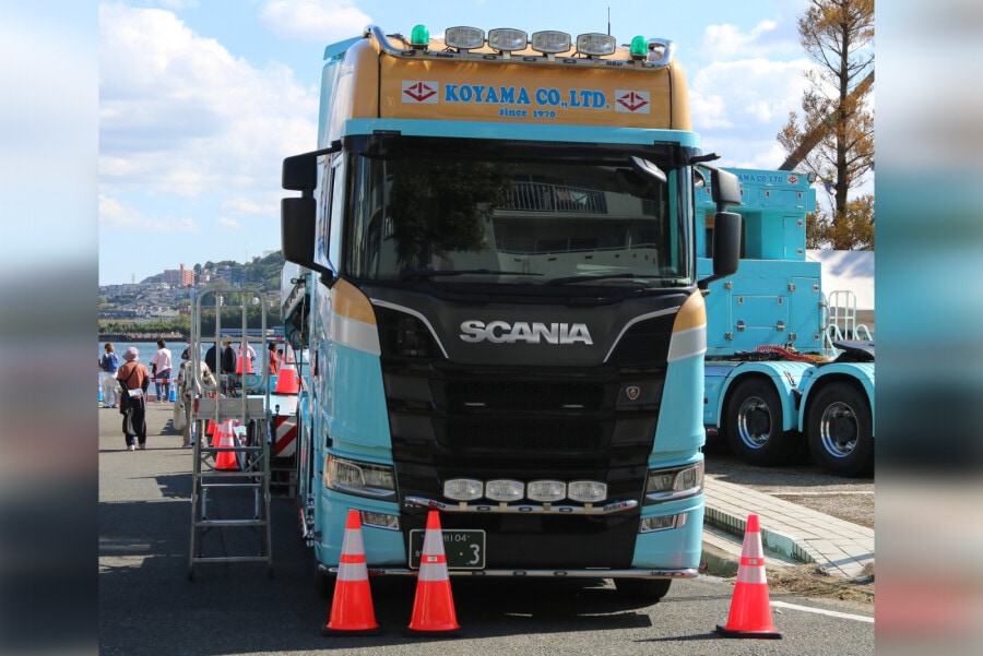 1/50 Koyama SCANIA R HIGHLINE CR20H 6X4【01-4893】 | WSI
