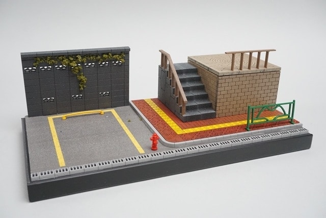 100％の保証 1/64 階段と駐車場のある街角【SCJ88002 都市風景ジオラマ 鉄道模型