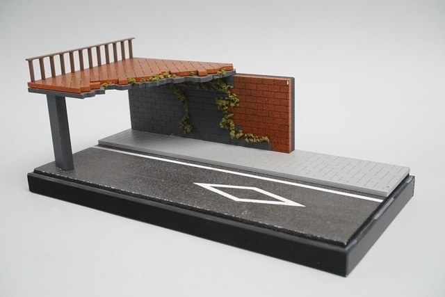 Amazon.co.jp: 1:64 駐車場グッズ背景アクリルダイキャストカー