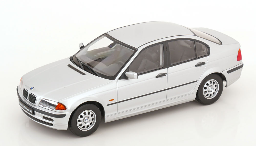 BMW E46 3シリーズ ミニカー 1/18 ディーラーモデル 1/18 Kyosho BMW E46 M3 GTR (Silver) Diecast Car Model