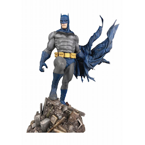 DCギャラリー/ Batman #702: バットマン ディファイアント PVCスタチュー
