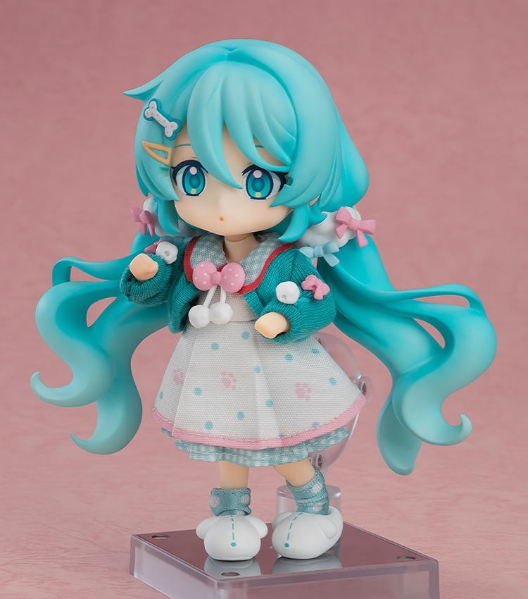 ねんどろいどどーる 初音ミク おうちコーデVer.[グッドスマイルカンパニー] Amazon | ねんどろいどどーる キャラクター ボーカル シリーズ01