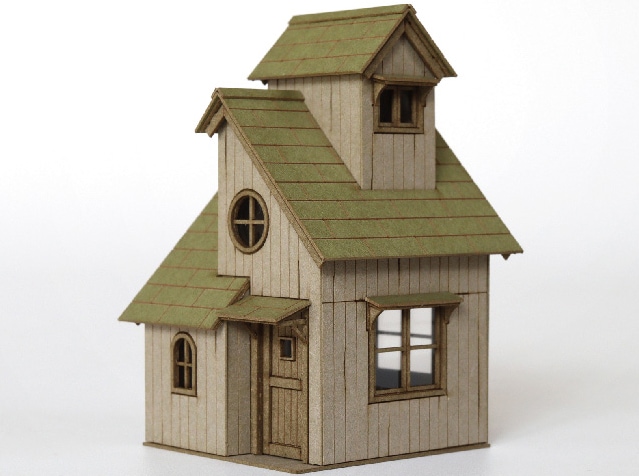 は*ん様 木製屋外小屋 緑と茶色　直接引き取り限定 HO) ST-049-83C 重なり屋根の小さな家-板張り仕上げ【1/83スケール