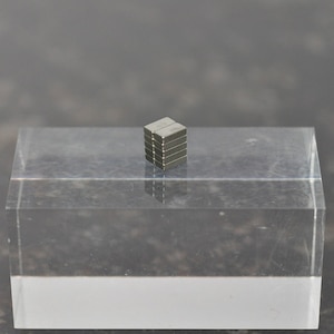 �n�C�L���[�p�[�c�b�l�I�W�����Ίp�` 4mm-2mm-����1mm�i10���j�yMGNSQ421�z�bȵ��Ѽ޼������� 4�2�