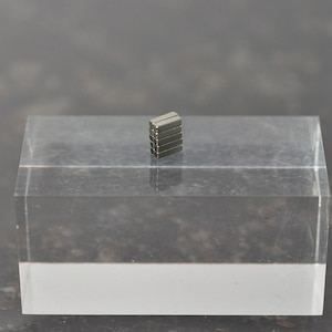 �n�C�L���[�p�[�c�b�l�I�W�����Ίp�` 1mm-4mm-����1mm�i10���j�yMGNSQ141�z�bHQ MGNSQ141�����