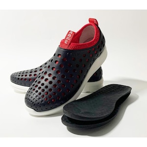 ccilu(�`��)�bccilu INTUITION WINNI WILL JP�iBLACK/RED 25.5cm�j�bBF014489-1E-2B