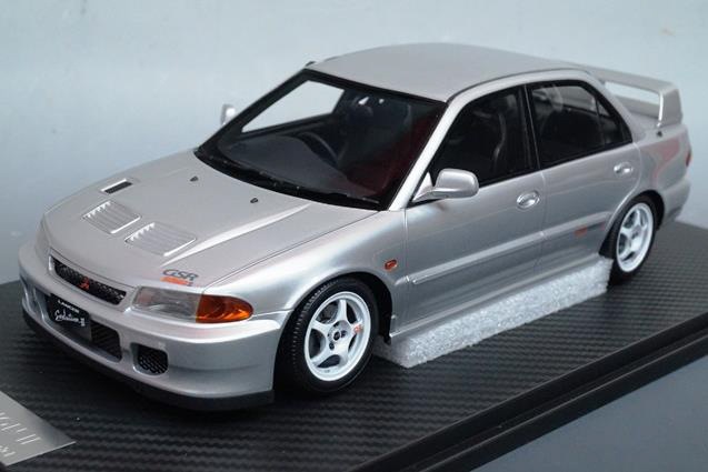 1/18 Mitsubishi Lancer EVO II Queen Silver【19C02-07