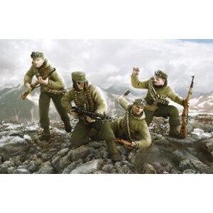 【再生産】1/35 ドイツ 山岳猟兵師団フィギュアセット【ZV3599】【在庫処分】