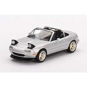 1/64 マツダ ミアータ MX-5 (NA) チューニングバージョンシルバーストーン メタリック(左ハンドル)【MGT00407-L】