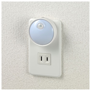 �d�k�o�`�bAC���@LED�i�C�g���C�g�bPM-LA301(W)