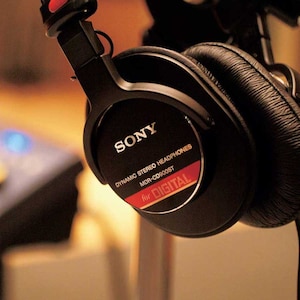 �X�^�W�I�p���j�^�[�w�b�h�z��SONY