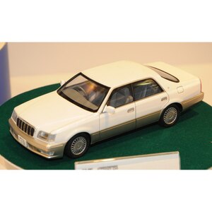 1/24 ザ・ベストカーGT No.37 UZS151 クラウン マジェスタ 後期型 