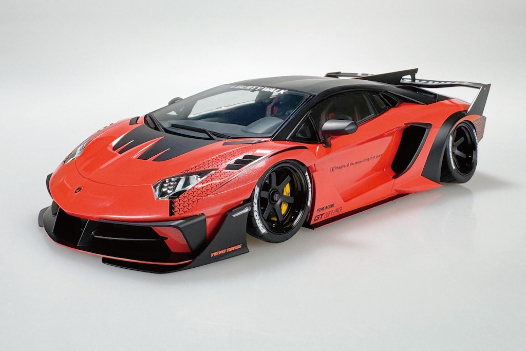 1/24 リバティーウォーク No.25 LBシルエットワークス アヴェン