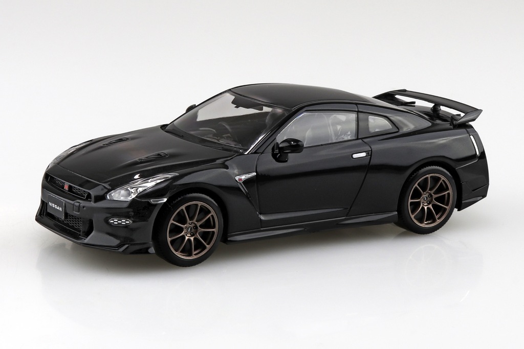 gtr32、33 プラモデルセット 1/24 バラ売り可 - メルカリ