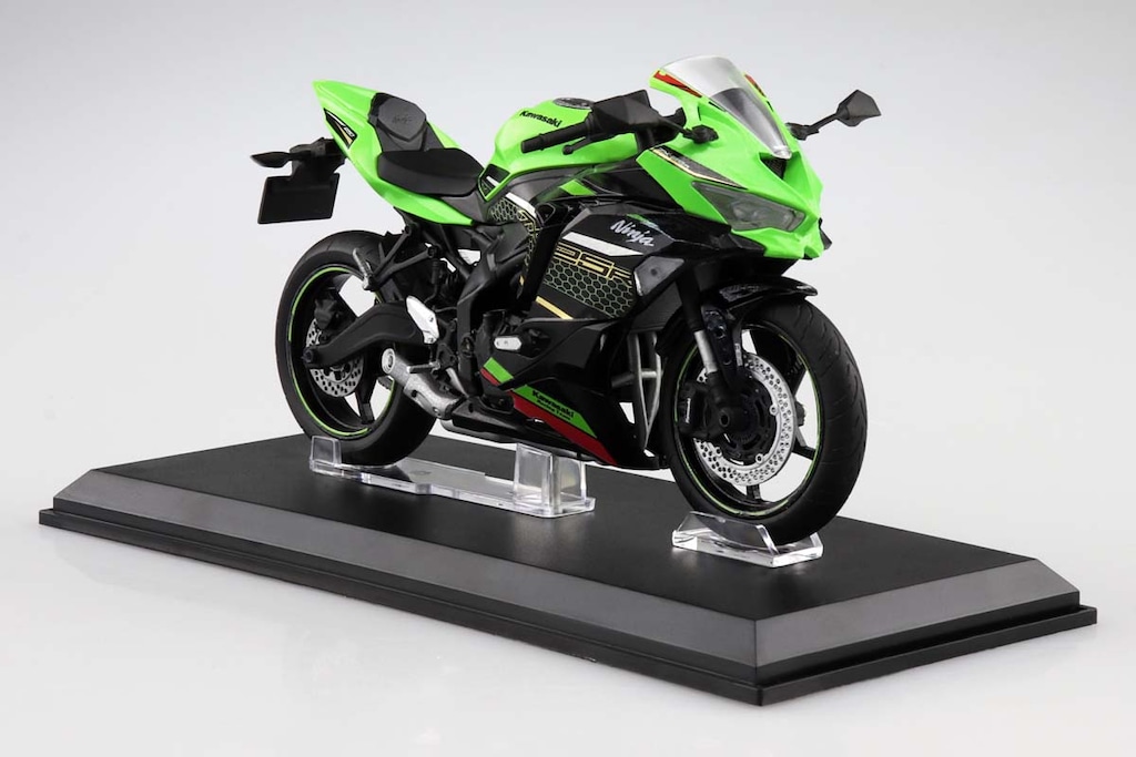 Kawasaki  ニンジャ　ZX-25R スマートバック　ライムグリーン