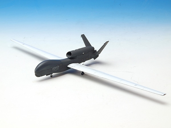 1/200 RQ-4B グローバルホーク ドイツ空軍 99+99 タイプ