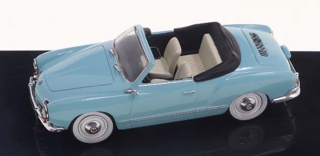 1/43 VW カルマンギア カブリオレ 1957 ライトブルー【CLC563N