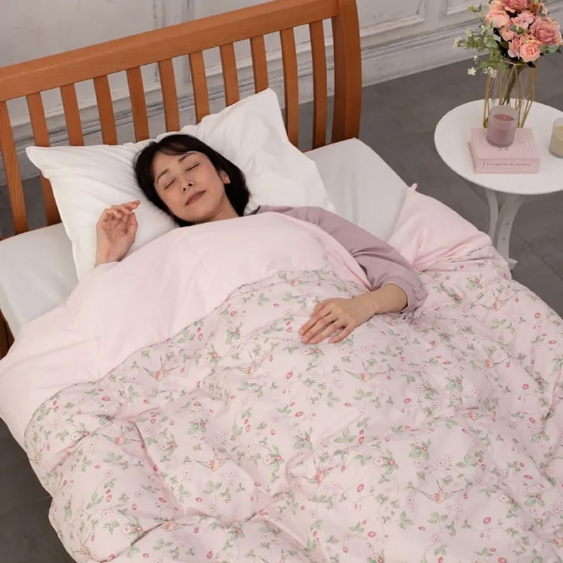 シンシア【新品未使用】ウェッジウッド羽毛肌掛け布団 ウェッジウッド 羽毛肌掛けふとん (シングルロング・150×210cm