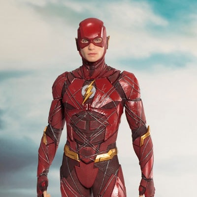 KOTOBUKIYA THE FLASH フィギュア 1/10スケール Amazon.com: Kotobukiya The Flash New 52 