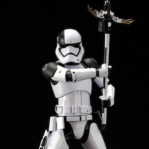 �R�g�u�L���b1/10 ARTFX�{ �t�@�[�X�g�E�I�[�_�[ �X�g�[���g���[�p�[�E�G�N�Z�L���[�V���i�[�iSTAR WARS�i�X�^�[�E�E�H�[�Y�j)�ySW141�z�bARTFX��׽ 1/10 �İ�ٰ�߰ ��������Ű