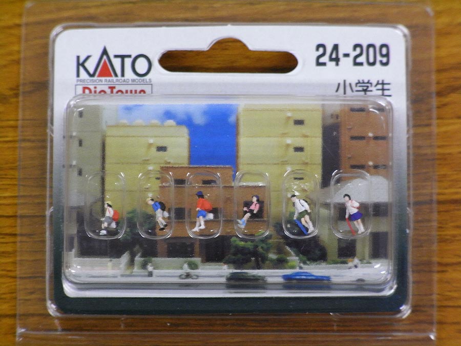 (未使用･未開封品)　KATO Nゲージ 小学生 24-209 ジオラマ用品 og8985z N) 24-209 小学生 | カトー | KATO 24-209 | Joshin webショップ