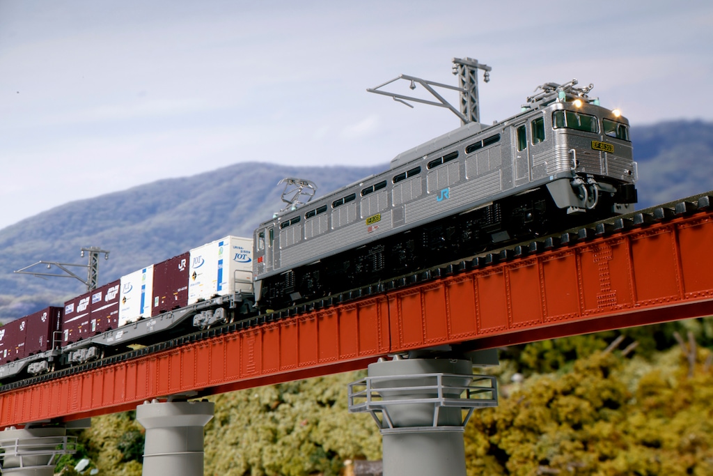 KATO ED76 0 EF81 300 2両セット N) 3067-3 EF81 300 JR貨物更新車(銀) | カトー | カト- 3067-3