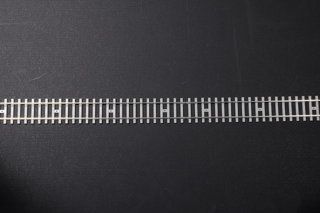 HO） 2-001 PCフレキシブル線路 900mm【10本入り】 | カトー