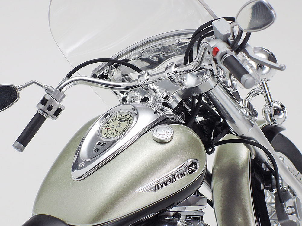 タミヤ 1/12 オートバイシリーズ No.135 ヤマハ XV1600 ロードスター カスタム プラモデル 14135 Amazon | タミヤ 1/12 オートバイシリーズ No.135 ヤマハ XV1600