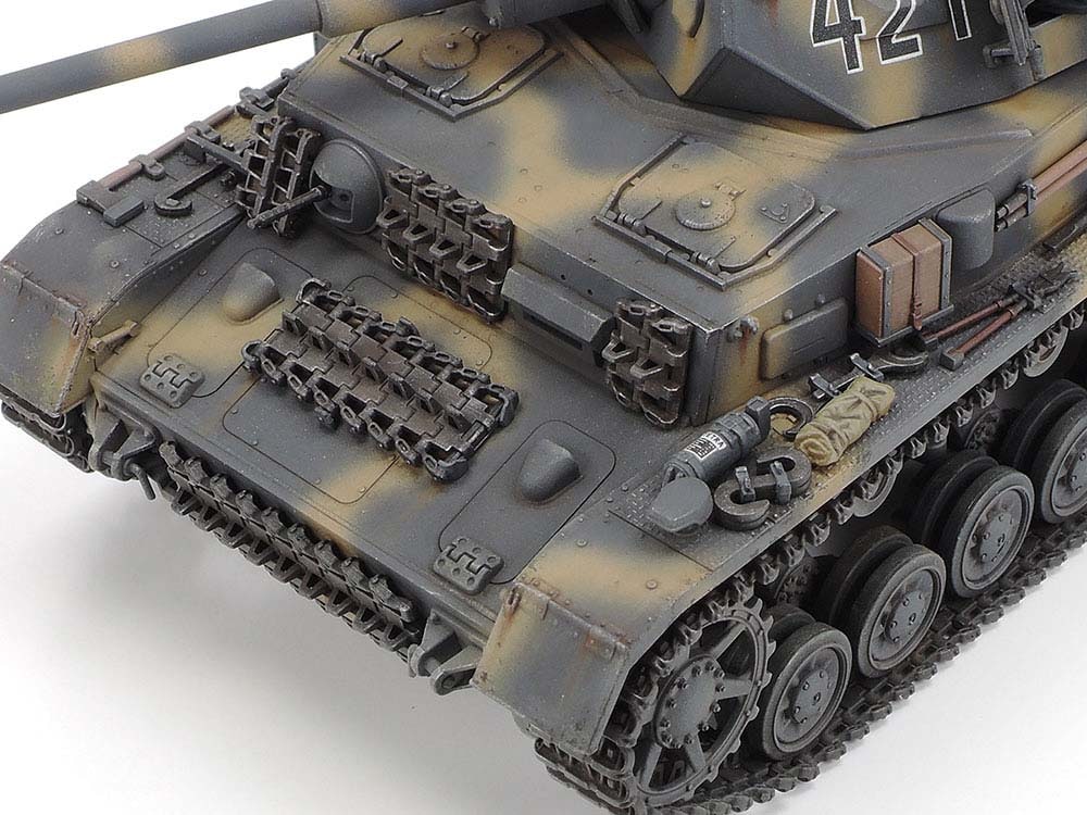1/35 ドイツIV号戦車G型初期生産車・伝令バイクセット“ロシア