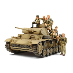 1/35 AFVシリーズ ドイツIII号L型ロンメル野線指揮セット【32405】