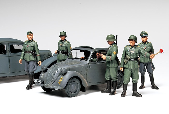 ドイツスタッフカー　ミリタリー　ジオラマ 1/35 MM ドイツ軍スタッフカー シムカ 5【35321】 | タミヤ