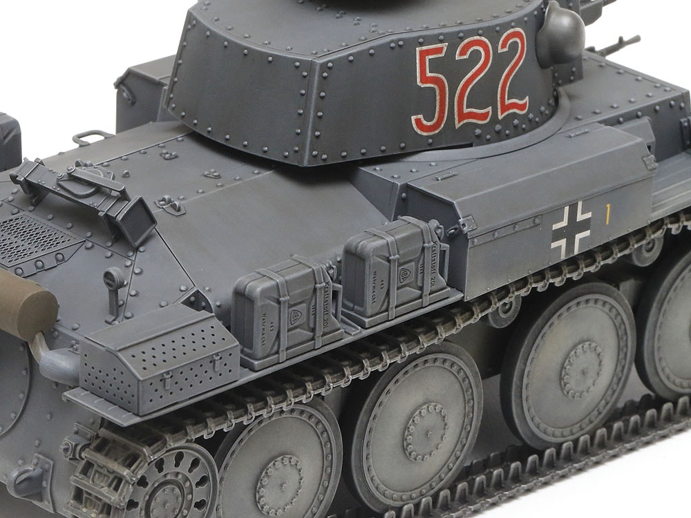 1/35 ドイツ軽戦車 38(t)E/F型【35369】 | タミヤ | T 35369