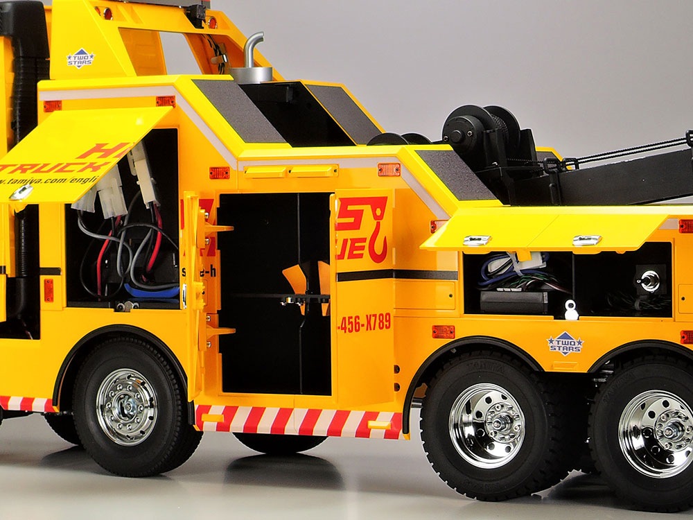 ラジコン　1/14 ボルボ FH16 グローブトロッター 750 8×4 レッカートラック 「電動RCビッグトラックシリーズ No.62」 2.4GHz仕様 組み立てキット [56362] Amazon.co.jp: タミヤ(TAMIYA) 1/14 電動RCビッグトラック
