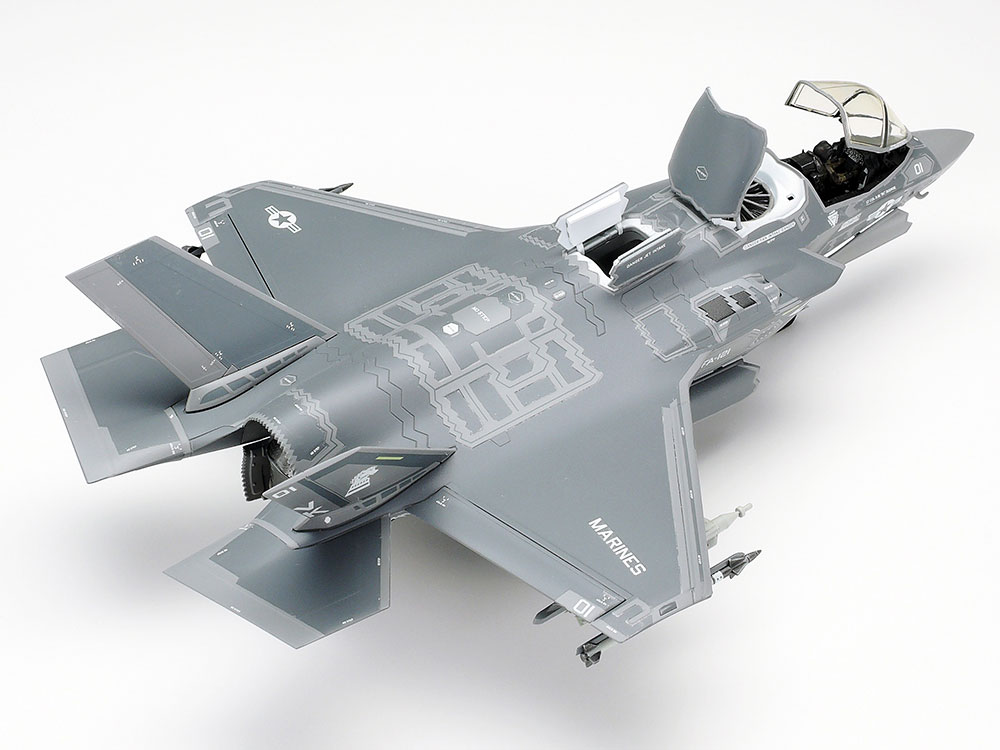 TAMIYA F-35B & GWH F-14B セット Tamiya製 FullBuild 1/72 Scale F-35B (New production)を作って