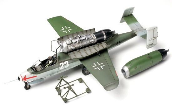 プラモデル完成機 1/48 ハインケルHe162a-2サラマンダー 1/48 傑作機シリーズ 1/48 ハインケル He162 A-2 「サラマンダー