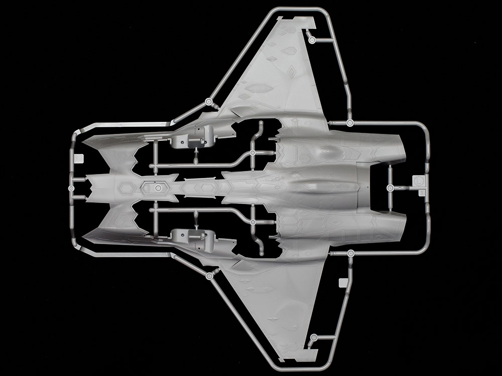 イタレリ 1/32 F-35A ライトニングII ロッキード・マーチン 戦闘機 ロッキード マーチン F-35A ライトニング II (プラモデル