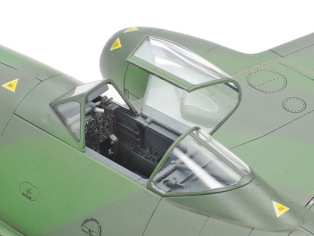 プラモデル　1/48 メッサーシュミット Me262A-1a (クリヤーエディション) 「傑作機シリーズ No.91」 ディスプレイモデル [61091] メッサーシュミット Me 262A-1a (クリヤーエディション